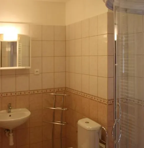 Ceska Koruna Konukevi